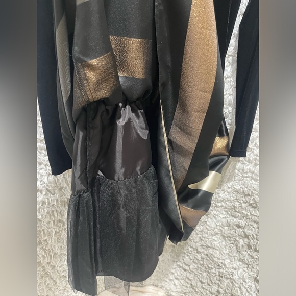 Bloome de Jeune Fille Black AND GOLD FORMAL GIRLS SIZE 16 - Picture 7 of 10